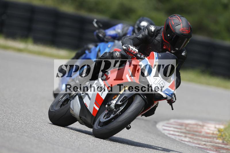 /27 12.06.2025 Ducati Schweiz Trackday Warmup  ADR/gruen-vert/15